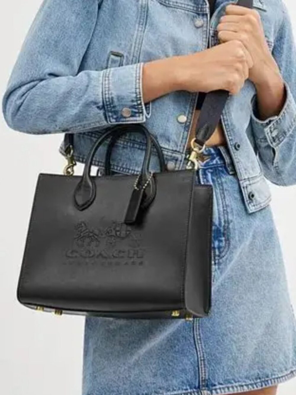 Authentic Coach Ace 26 in black calf skin leather nwt